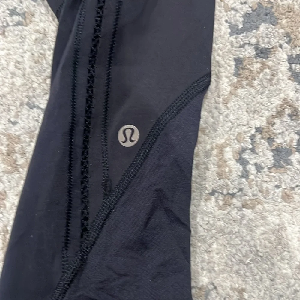 Lululemon Athletica Black Crop Leggings